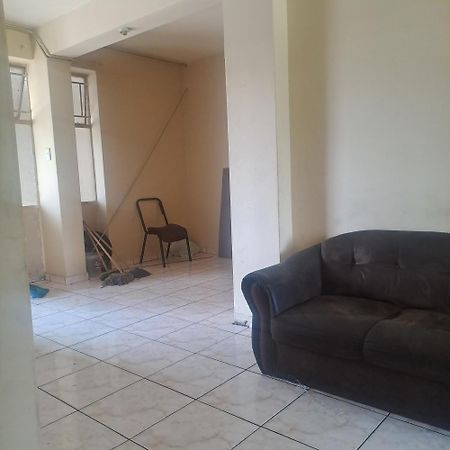 The Mighty Sleep Appartement Pretoria-Noord Buitenkant foto